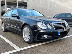 Schwarz Gebraucht 2006 Mercedes E320 Avantgarde Kombi | 5.100 € (Superpreis)