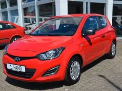 Rot Gebraucht 2012 Hyundai i20 Edition Kleinwagen | 5.990 € (Etwas zu teuer)
