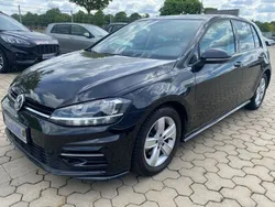 Deep black perleffekt Gebraucht 2019 VW Golf VII Join Limousine | 15.450 € (Fairer Preis)