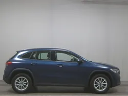 Blau Gebraucht 2021 Mercedes GLA180 SUV | 26.480 € (Guter Preis)