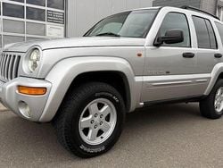 Grau Gebraucht 2004 Jeep Cherokee SUV | 7.990 €