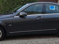 Grau Gebraucht 2009 Mercedes C180 Avantgarde Limousine | 7.900 € (Fairer Preis)