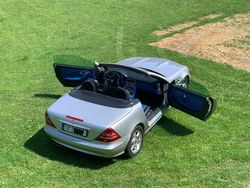 Silber Gebraucht 2003 Mercedes SLK230 Cabrio | 11.500 €