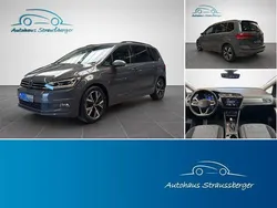 Grau Gebraucht 2023 VW Touran Comfortline Van / Kleinbus | 27.690 € (Fairer Preis)
