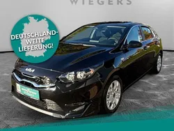 Schwarz Neu 2025 Kia Ceed Vision Limousine | 20.070 € (Guter Preis)
