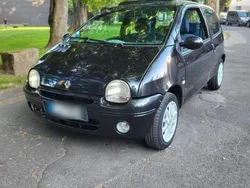Schwarz Gebraucht 2004 Renault Twingo Dynamique Kleinwagen | 1.650 € (Etwas zu teuer)