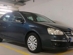 Blau Gebraucht 2009 VW Jetta Limousine | 4.950 € (Fairer Preis)