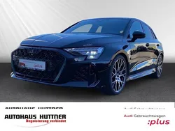 Mythosschwarz metallic Gebraucht 2025 Audi RS3 Sportback Ambiente Kleinwagen | 66.948 € (Guter Preis)