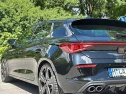 Schwarz Gebraucht 2023 Cupra Leon VZ Limousine | 30.299 € (Guter Preis)