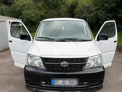 Weiß Gebraucht 2006 Toyota HiAce Van / Kleinbus | 6.000 € (Fairer Preis)