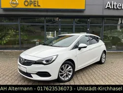 Weiß Gebraucht 2020 Opel Astra Elegance Limousine | 14.790 € (Fairer Preis)
