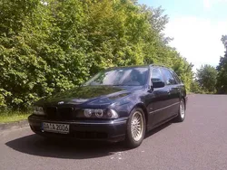 Schwarz metallic Gebraucht 2000 BMW 520 Kombi | 2.350 € (Teuer)
