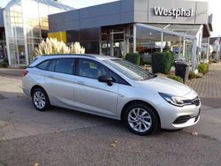 Argonsilber metallic Gebraucht 2021 Opel Astra Edition Kombi | 14.970 € (Fairer Preis)