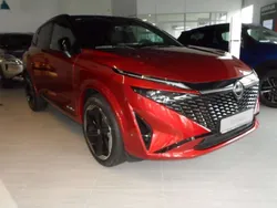Reddish orange/black Gebraucht 2024 Nissan Qashqai Comfort SUV | 39.850 € (Etwas zu teuer)