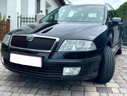 Schwarz Gebraucht 2006 Skoda Octavia Kombi | 2.800 € (Fairer Preis)