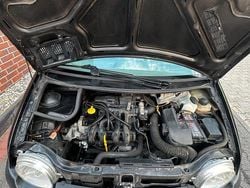 Schwarz Gebraucht 2006 Renault Twingo Kleinwagen | 1.700 € (Etwas zu teuer)