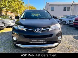 Braun Gebraucht 2015 Toyota RAV4 Edition-S SUV | 16.499 € (Etwas zu teuer)