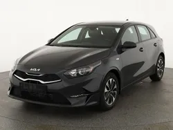 Carraraweiß Neu 2025 Kia Ceed | 22.445 € (Guter Preis)