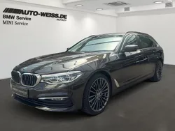 Anthrazit Gebraucht 2019 BMW 520 Performance Kombi | 24.900 € (Guter Preis)