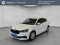 Weiß Gebraucht 2022 Skoda Fabia Ambition Limousine | 14.890 € (Guter Preis)