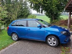 Blau Gebraucht 2014 Skoda Fabia Ambition Kleinwagen | 4.500 € (Guter Preis)