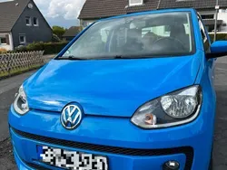 Blau Gebraucht 2014 VW up! Kleinwagen | 5.400 € (Fairer Preis)