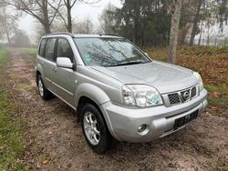 Silver (m) Gebraucht 2004 Nissan X-Trail SUV | 3.600 € (Fairer Preis)