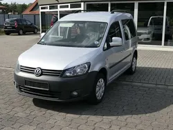 Silber Gebraucht 2011 VW Caddy Trendline Van / Kleinbus | 5.890 € (Guter Preis)