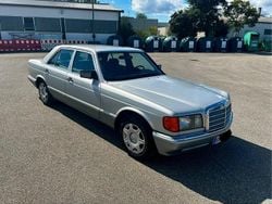 Silber Gebraucht 1988 Mercedes 260 SE Limousine | 9.900 €