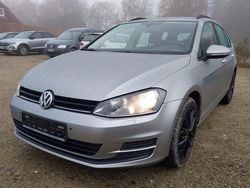 Silber Gebraucht 2015 VW Golf VII Trendline Kombi | 8.900 € (Guter Preis)