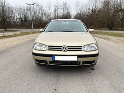 Beige Gebraucht 2002 VW Golf Limousine | 1.750 € (Fairer Preis)