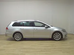 Silber Gebraucht 2019 VW Golf VII Highline Kombi | 12.780 € (Guter Preis)