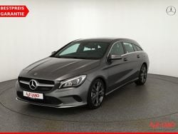 Grau Gebraucht 2018 Mercedes CLA200 Shooting Brake Urban Kombi | 22.990 € (Etwas zu teuer)