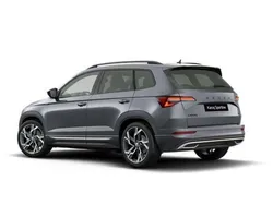 Graphitegrau metallic Neu 2025 Skoda Karoq SportLine SUV | 35.690 € (Fairer Preis)