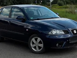 Blau Gebraucht 2009 Seat Ibiza Limousine | 1.900 € (Etwas zu teuer)