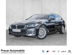 Grau Gebraucht 2021 BMW 530 Luxury Line Kombi | 34.990 € (Etwas zu teuer)