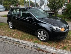 Schwarz Gebraucht 2010 VW Golf VI Comfortline Kleinwagen | 4.500 € (Etwas zu teuer)