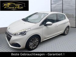 Weiß Gebraucht 2017 Peugeot 208 Allure Kleinwagen | 6.900 € (Fairer Preis)
