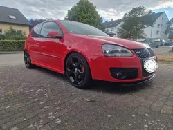 Rot Gebraucht 2008 VW Golf V Edition Coupé | 8.000 €