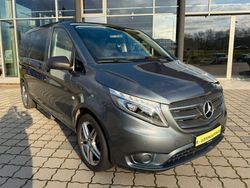 Flintgrau metallic Gebraucht 2017 Mercedes Vito Van / Kleinbus | 37.980 €