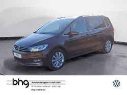 Braun Gebraucht 2016 VW Touran Highline Van / Kleinbus | 18.390 € (Fairer Preis)