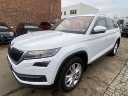 Bila moon/moon white Gebraucht 2018 Skoda Kodiaq Style SUV | 15.990 € (Guter Preis)