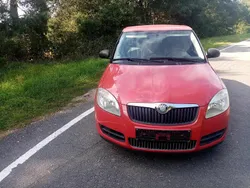 Rot Gebraucht 2009 Skoda Fabia Kombi | 1.600 € (Fairer Preis)