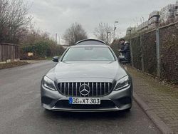 Grau Gebraucht 2019 Mercedes C220 Limousine | 25.500 € (Fairer Preis)