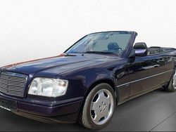 Violet Gebraucht 1997 Mercedes E200 Edition Cabrio | 22.998 € (Teuer)