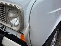 Weiß Gebraucht 1990 Renault R4 Limousine | 17.490 €