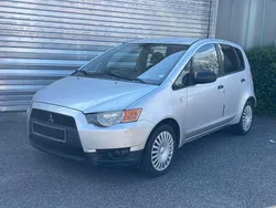 Silber Gebraucht 2009 Mitsubishi Colt Inform Limousine | 1.950 € (Guter Preis)