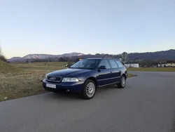Blau Gebraucht 2000 Audi A4 Kombi | 600 € (Guter Preis)