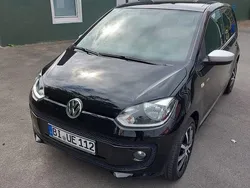 Schwarz Gebraucht 2015 VW up! high up! Kleinwagen | 7.750 € (Fairer Preis)