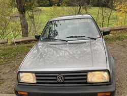 Silber Gebraucht 1990 VW Jetta Limousine | 2.222 €